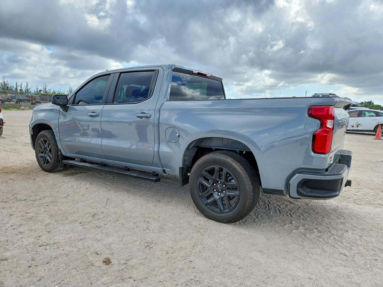 2024 Chevrolet Silverado C1500 Rst - Фото 2
