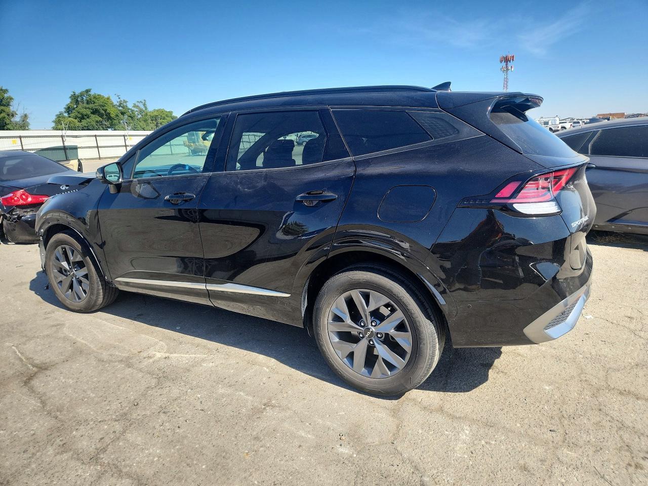 2023 Kia Sportage Sx Prestige - Image 2