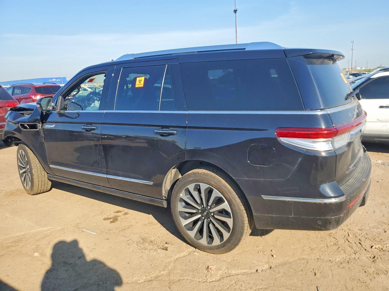 2023 Lincoln Navigator Reserve - Фото 2