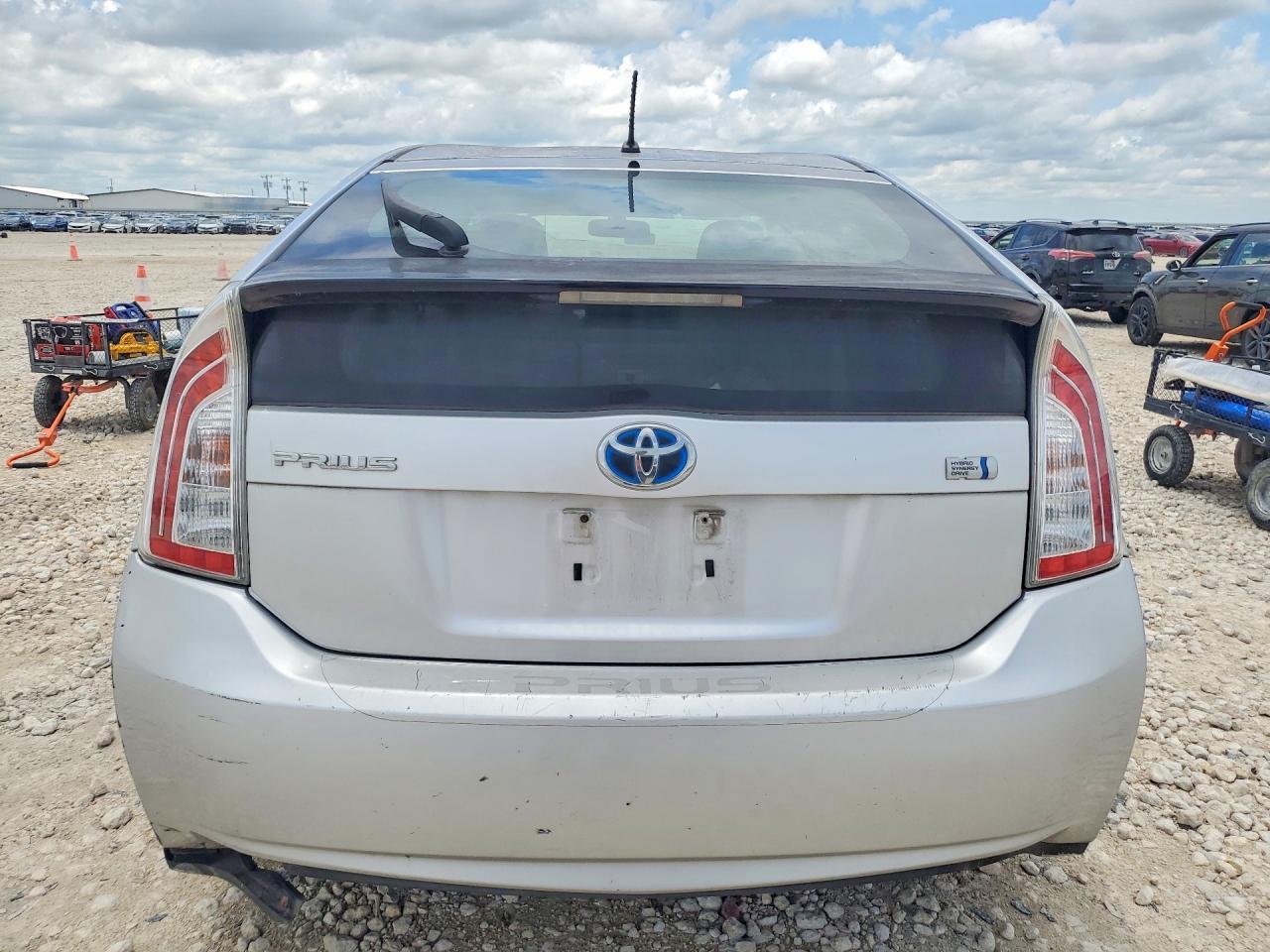 2013 Toyota Prius Two - Image 6