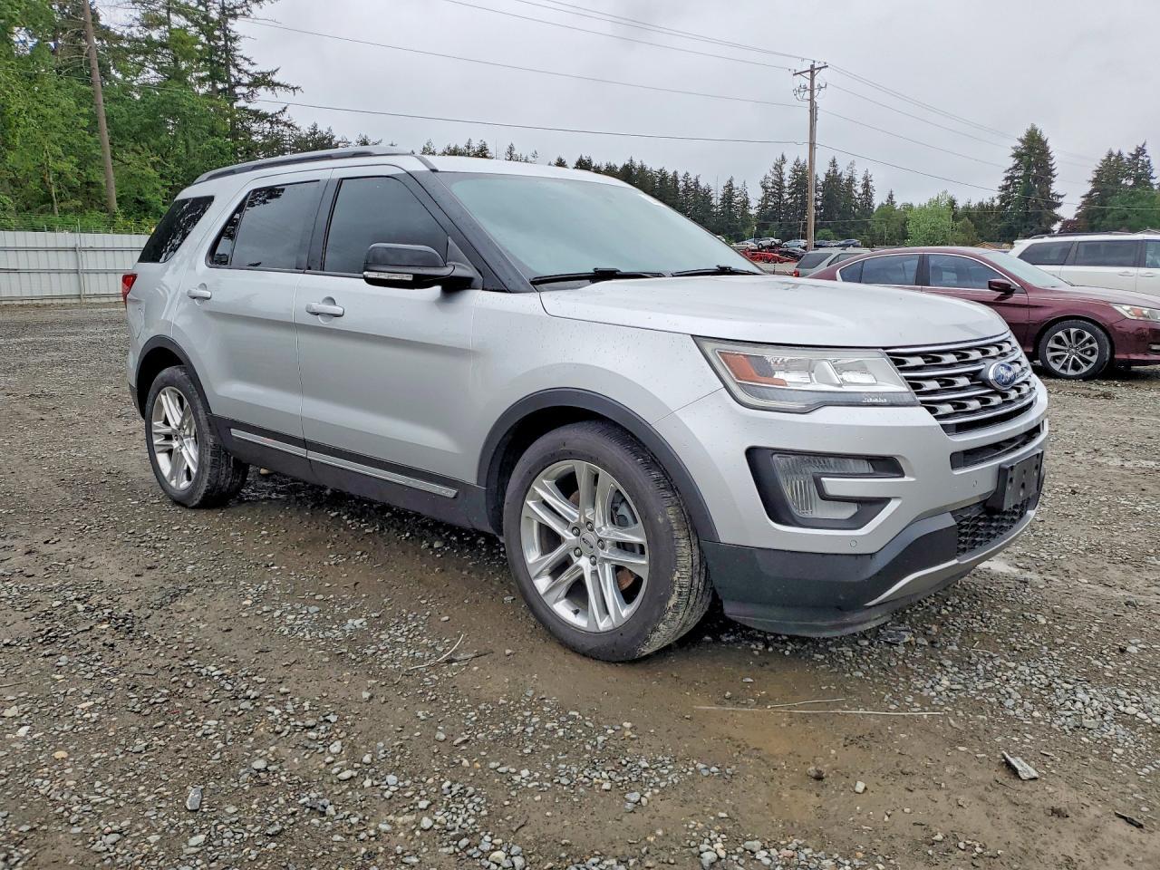 2017 Ford Explorer Xlt - Фото 4