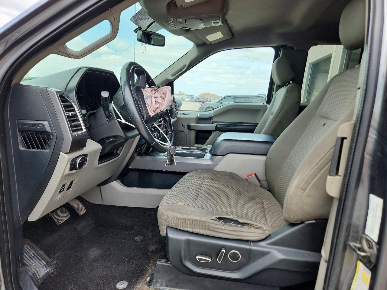 2015 Ford F150 Super Cab - Фото 7