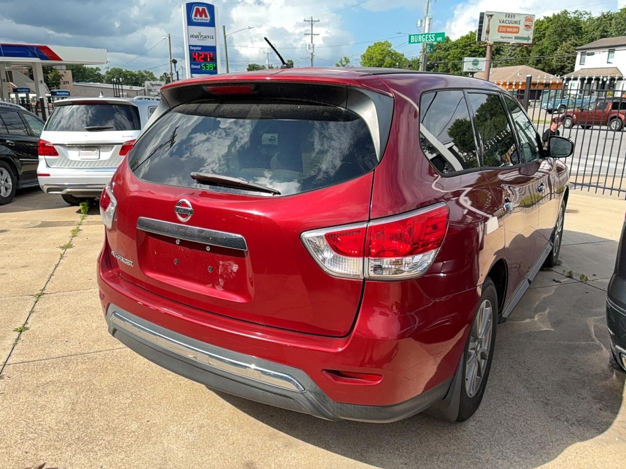 2014 Nissan Pathfinder S - Фото 4