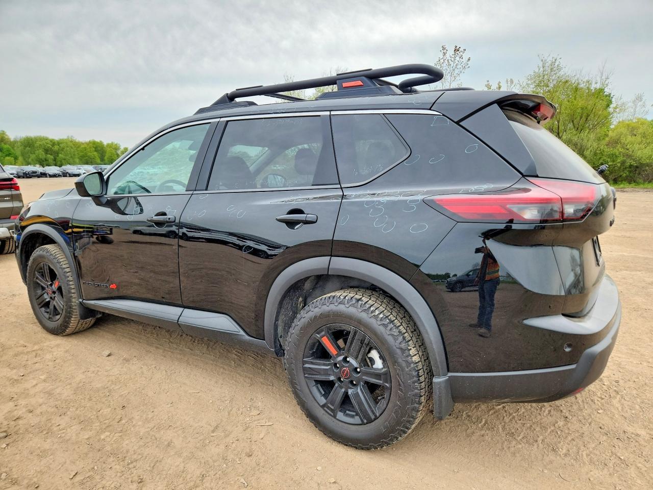 2025 Nissan Rogue Rock Creek - Image 2