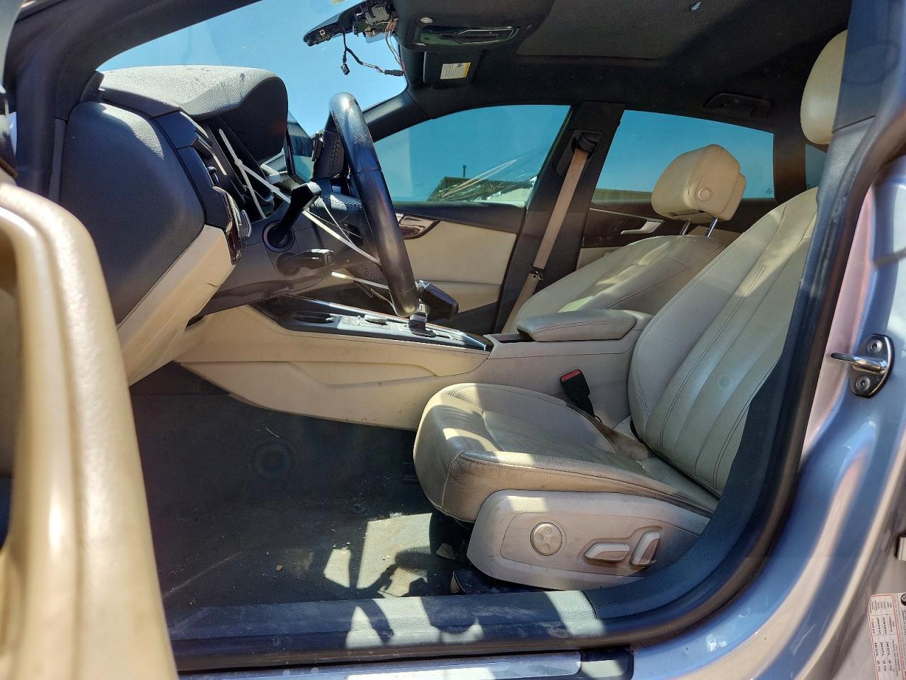2019 Audi A5 Premium - Фото 7