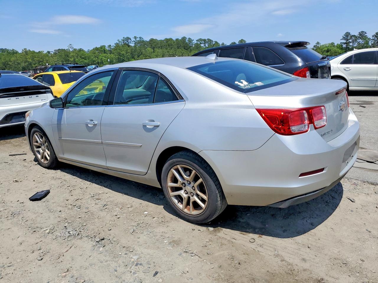 2014 Chevrolet Malibu 1Lt - Фото 2