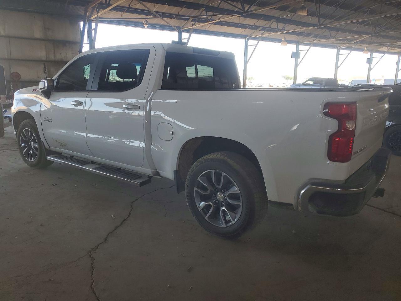 2021 Chevrolet Silverado K1500 Lt - Фото 2