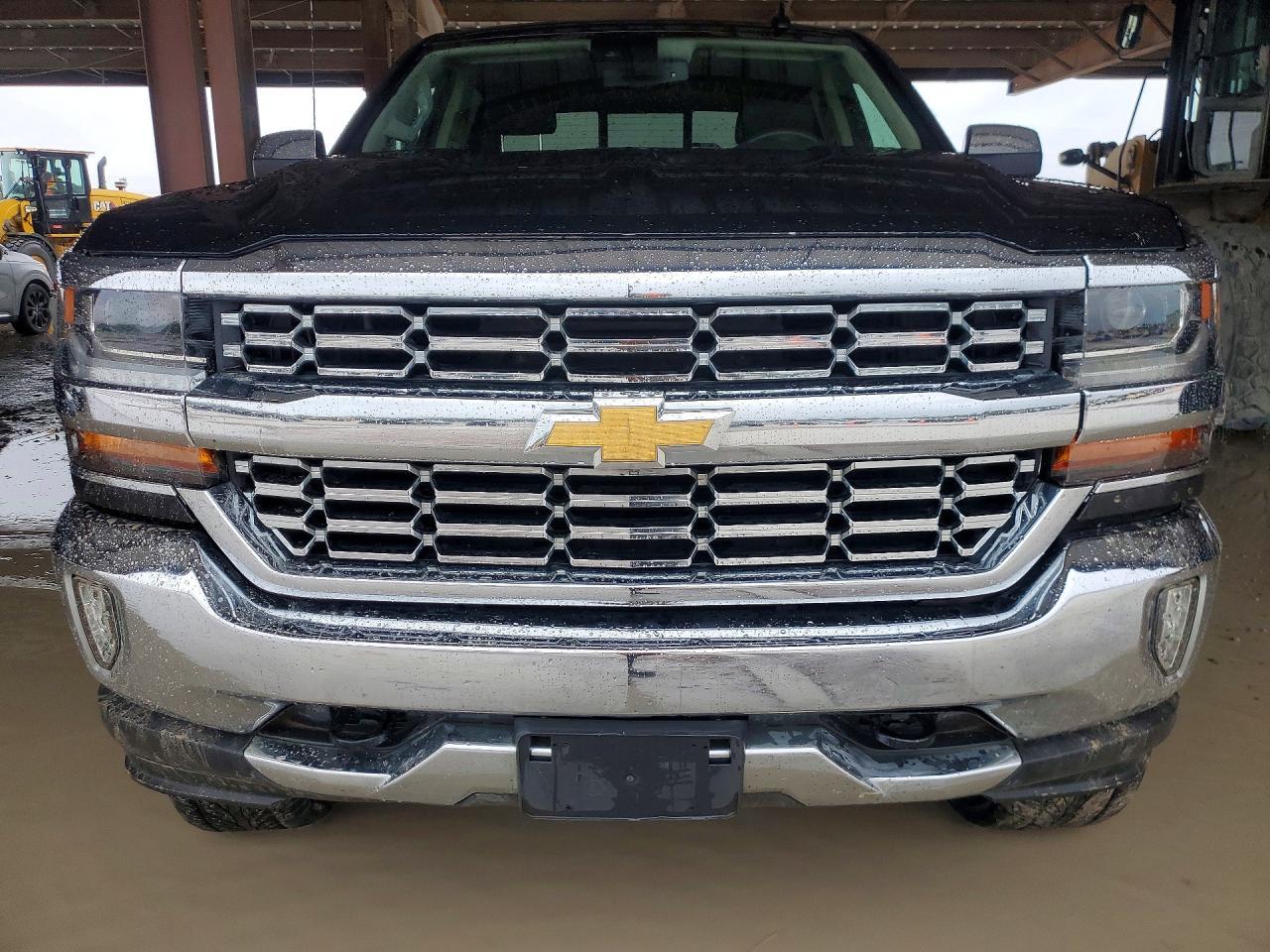 2016 Chevrolet Silverado K1500 High Country - Image 5