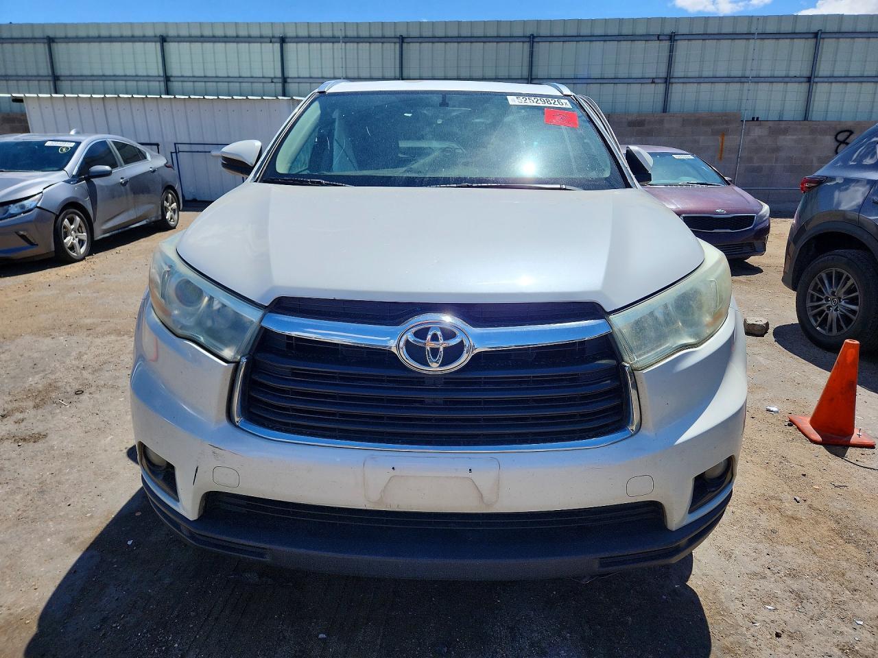 2015 Toyota Highlander Xle - Фото 5