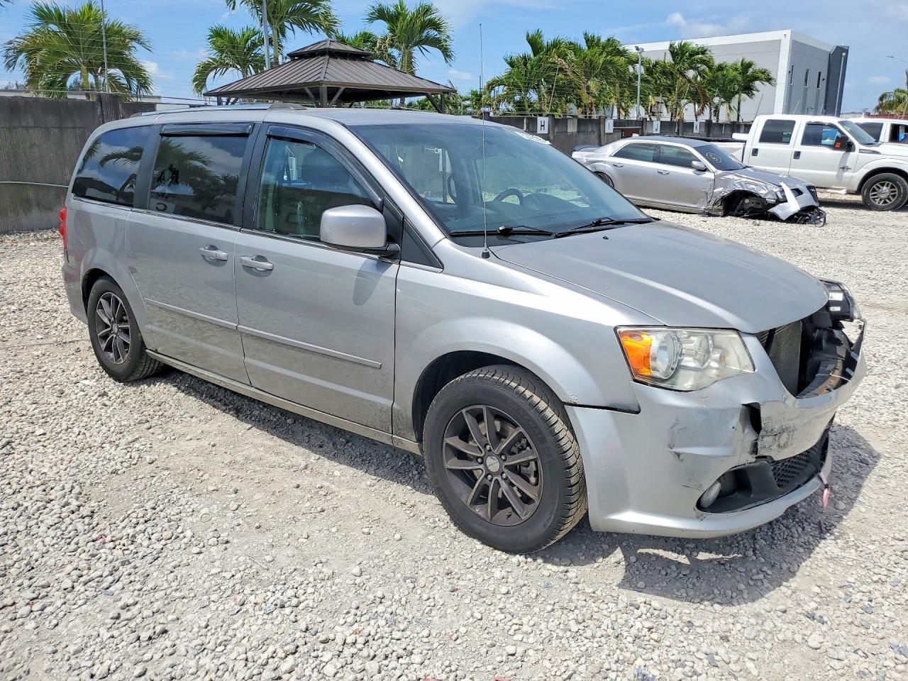 2017 Dodge Grand Caravan Sxt - Фото 4