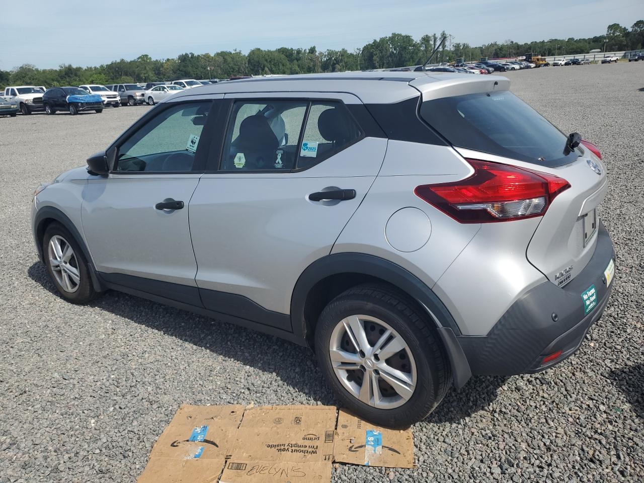 2020 Nissan Kicks S - Image 2