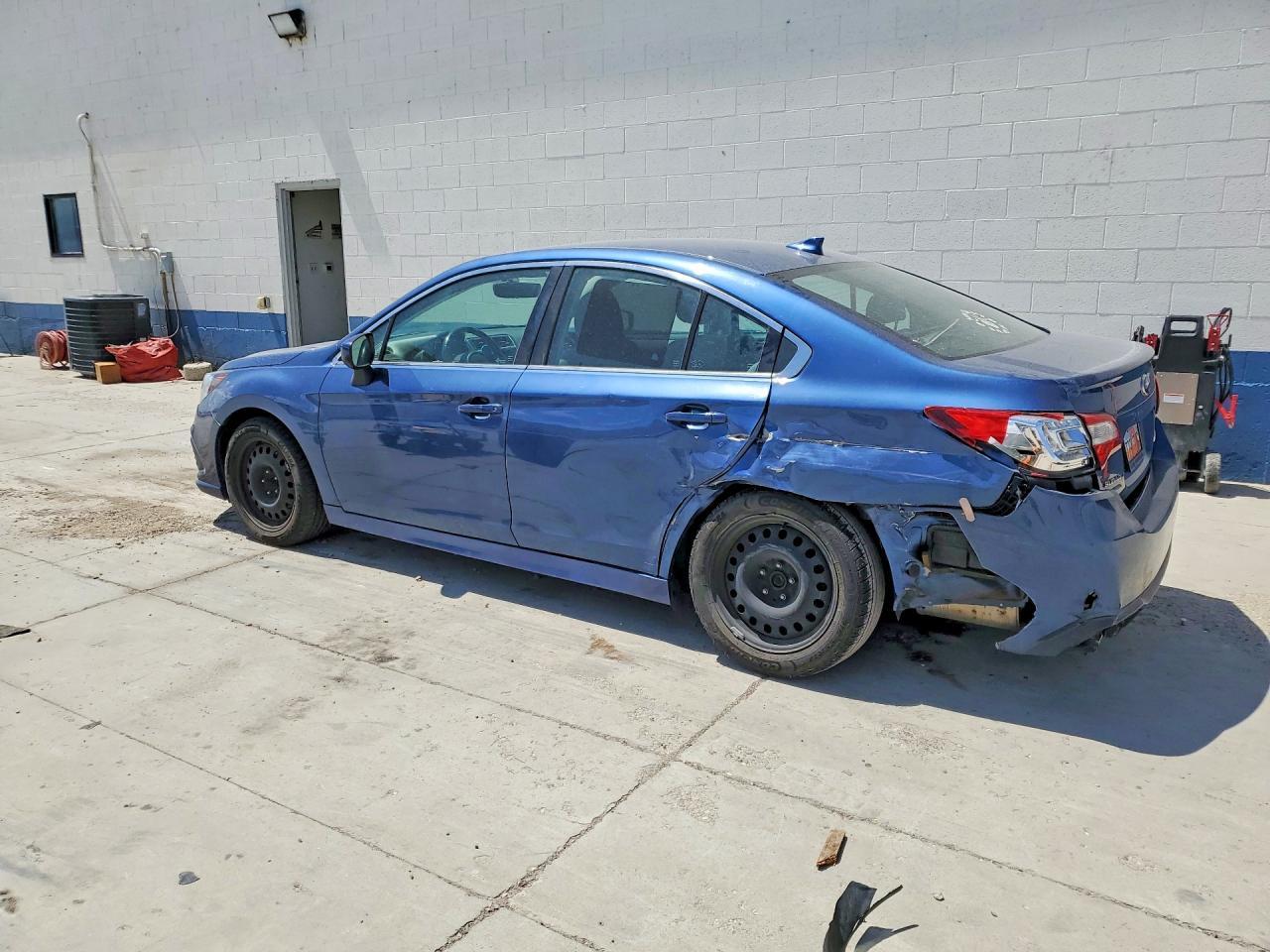 2019 Subaru Legacy 2.5I Premium - Фото 2