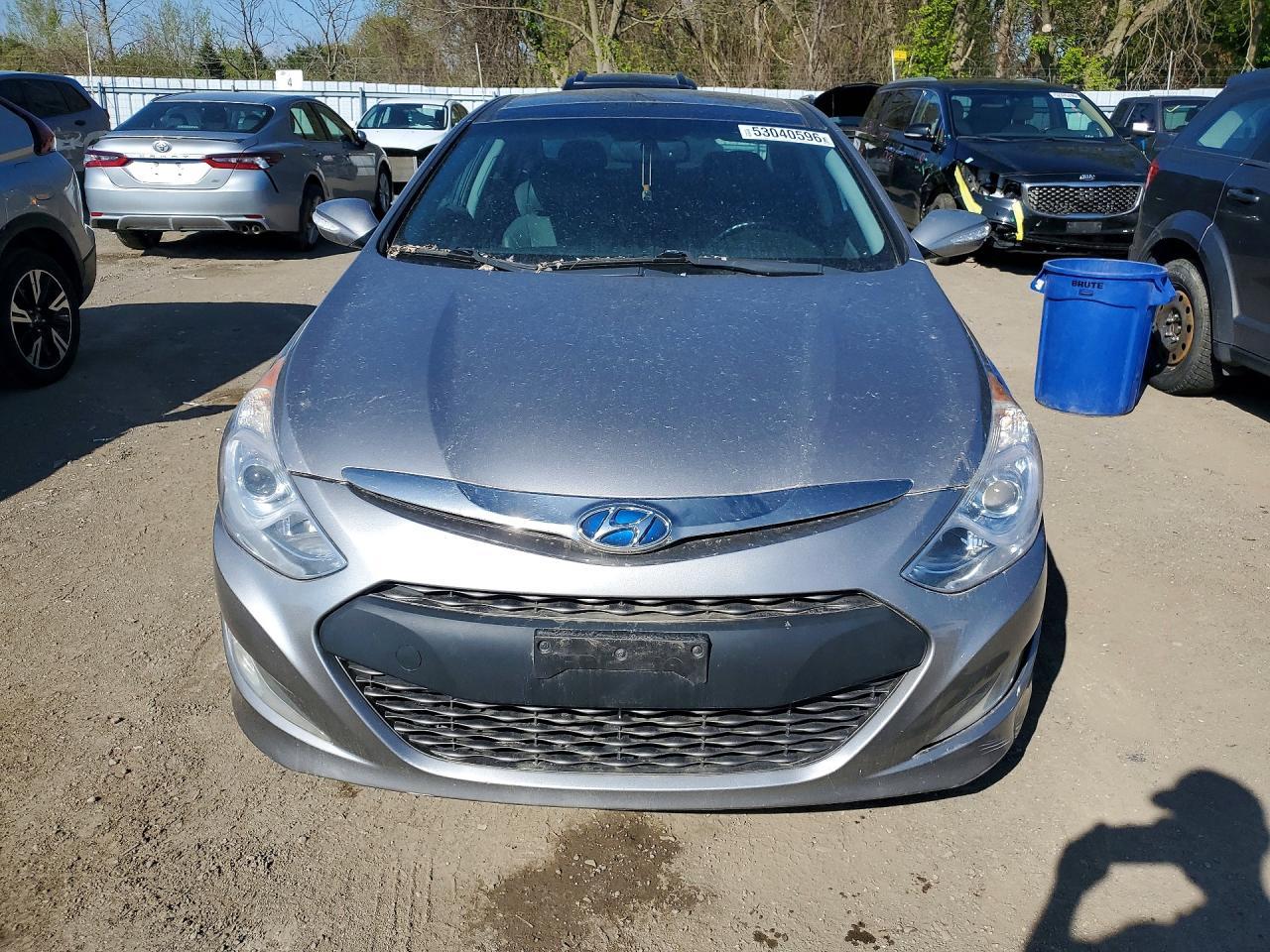 2011 Hyundai Sonata Hybrid - Image 5