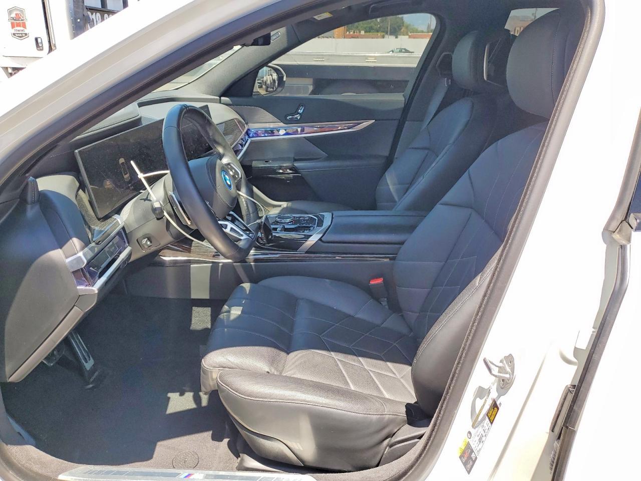 2024 BMW I7 Edrive50 - Фото 7