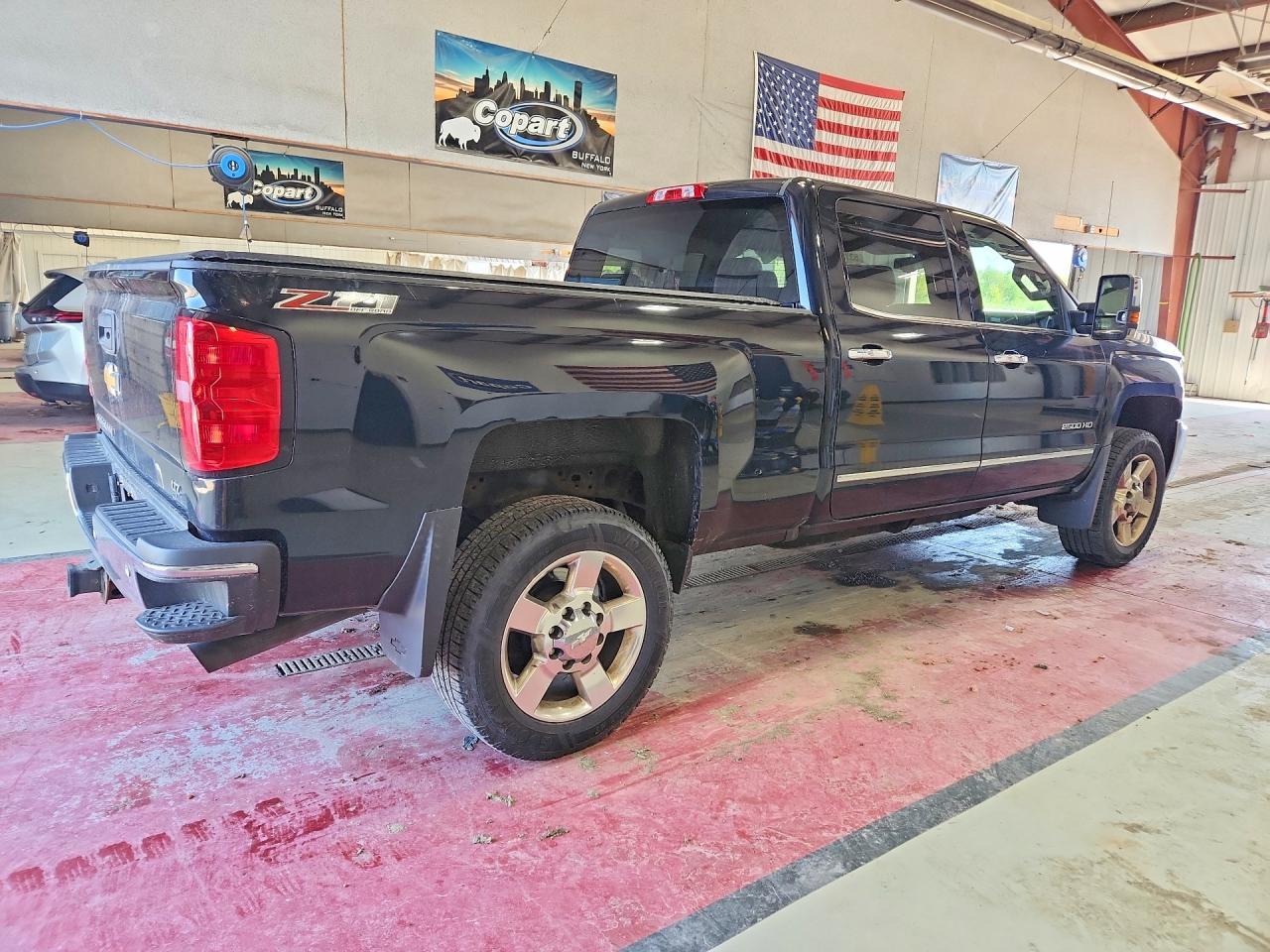 2016 Chevrolet Silverado K2500 Heavy Duty Ltz - Image 3