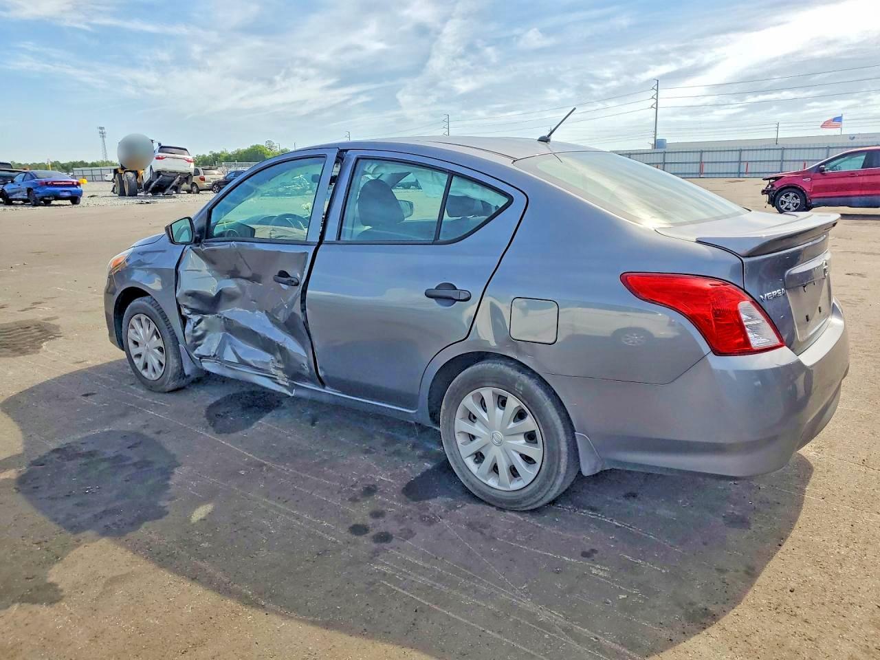 2019 Nissan Versa S Plus - Image 2