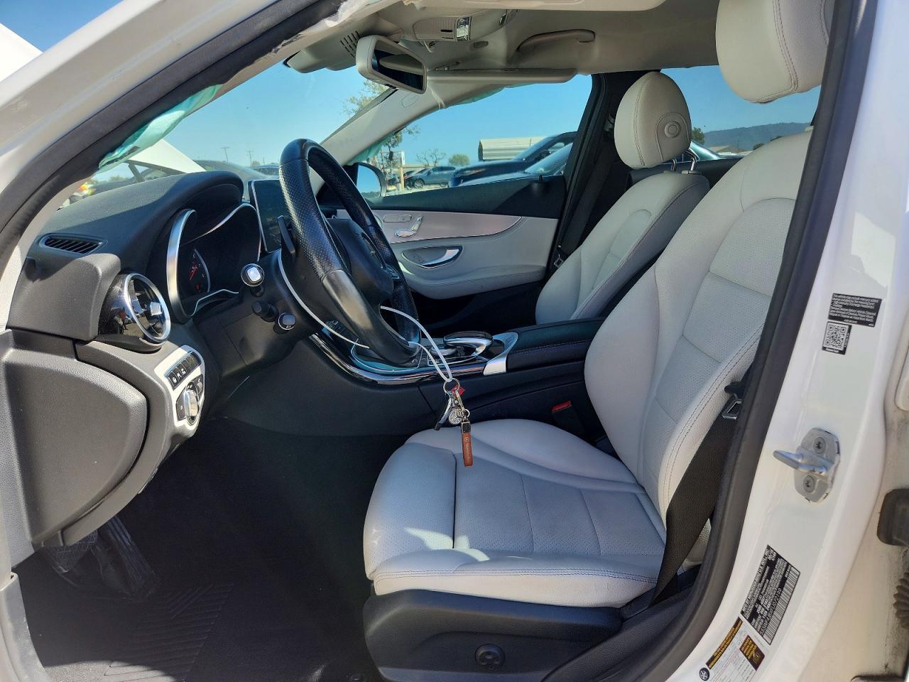 2015 Mercedes-Benz C 300 - Image 7
