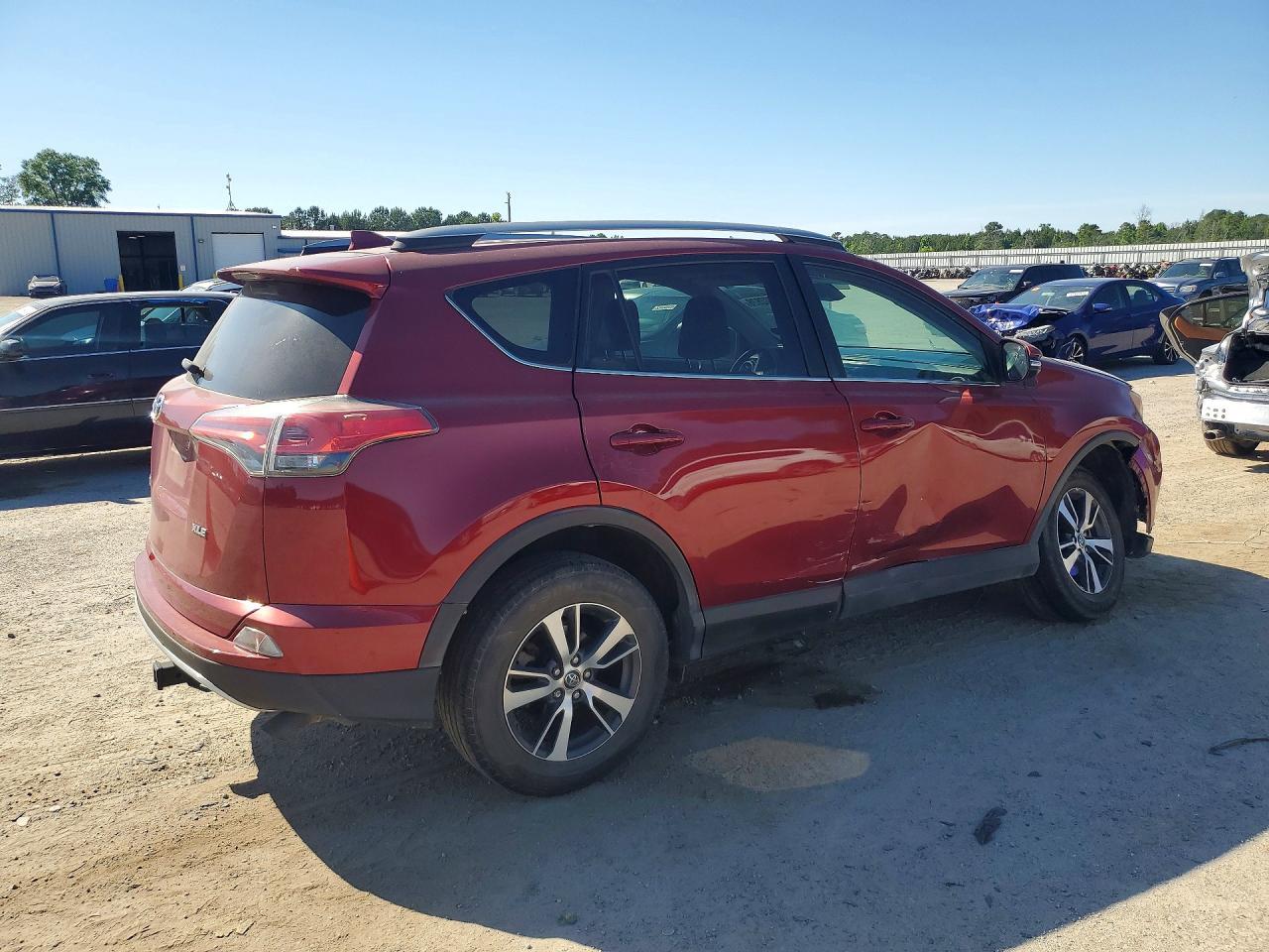 2018 Toyota Rav4 Xle - Фото 3
