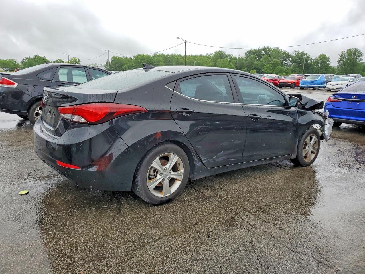 2016 Hyundai Elantra Value Edition - Фото 3