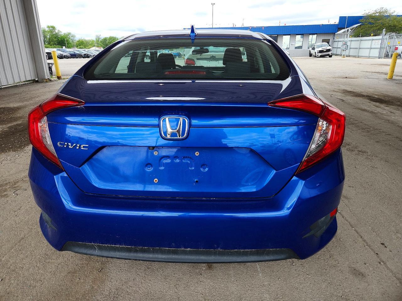 2018 Honda Civic Ex - Image 6