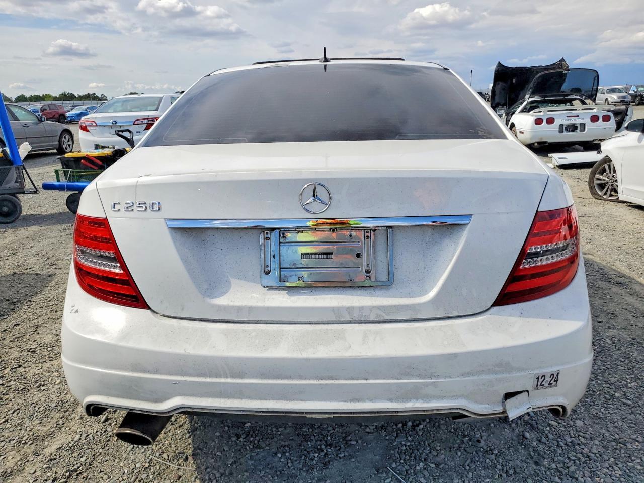 2014 Mercedes-Benz C 250 - Фото 6