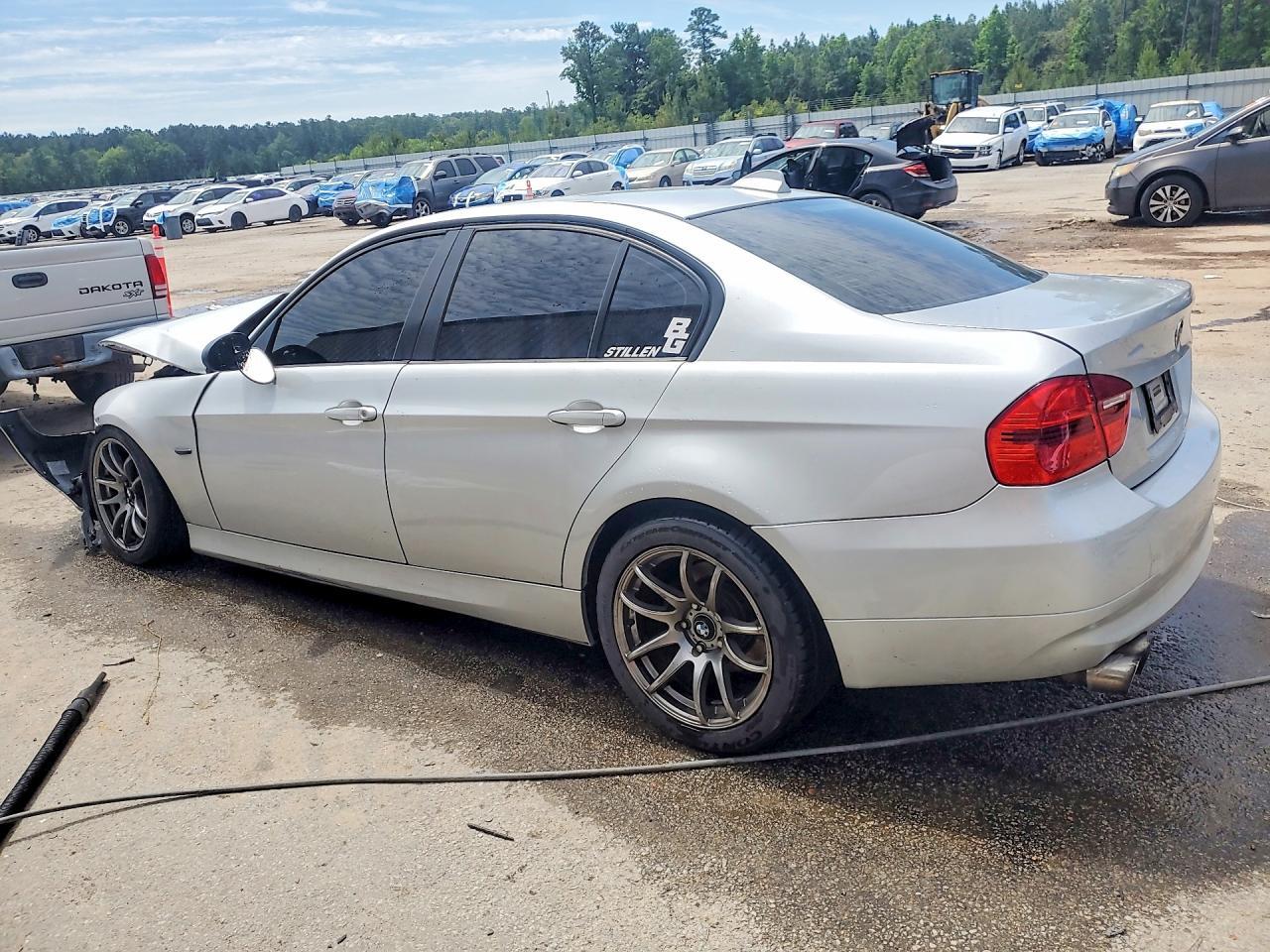 2008 BMW 328 I - Фото 2