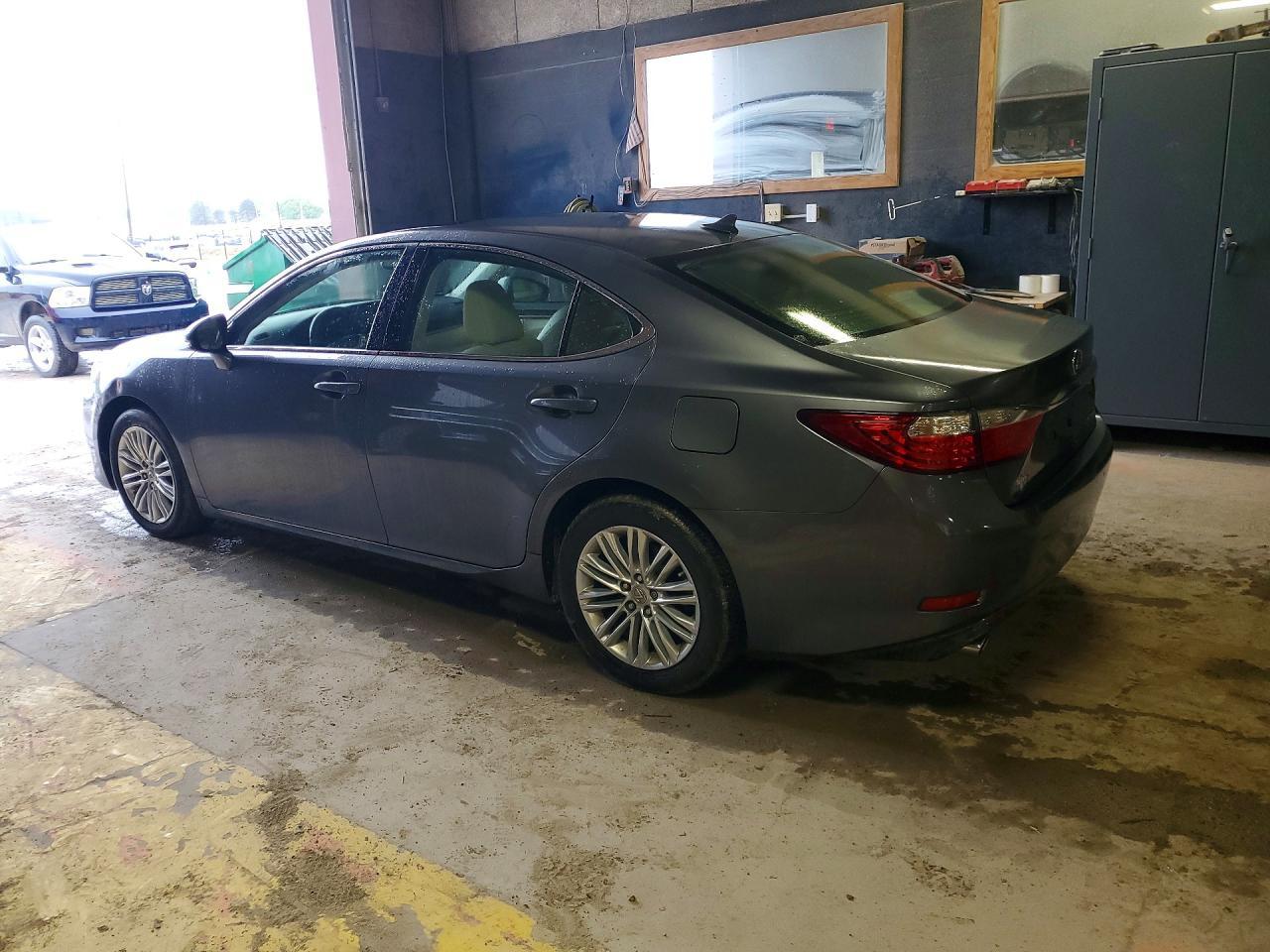 2013 Lexus Es 350 - Фото 2