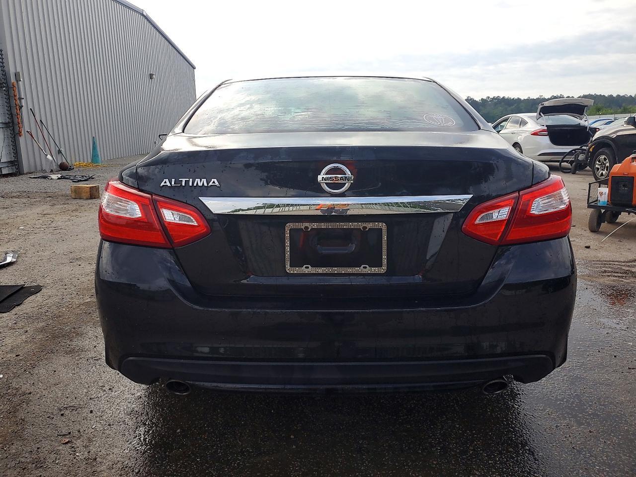 2016 Nissan Altima - Фото 6