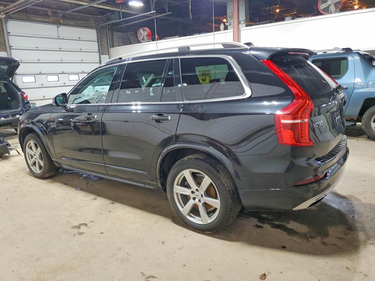 2016 Volvo Xc90 T6 - Image 2