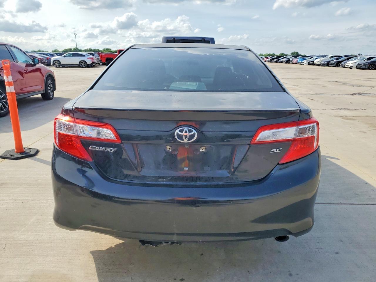 2012 Toyota Camry Se - Фото 6