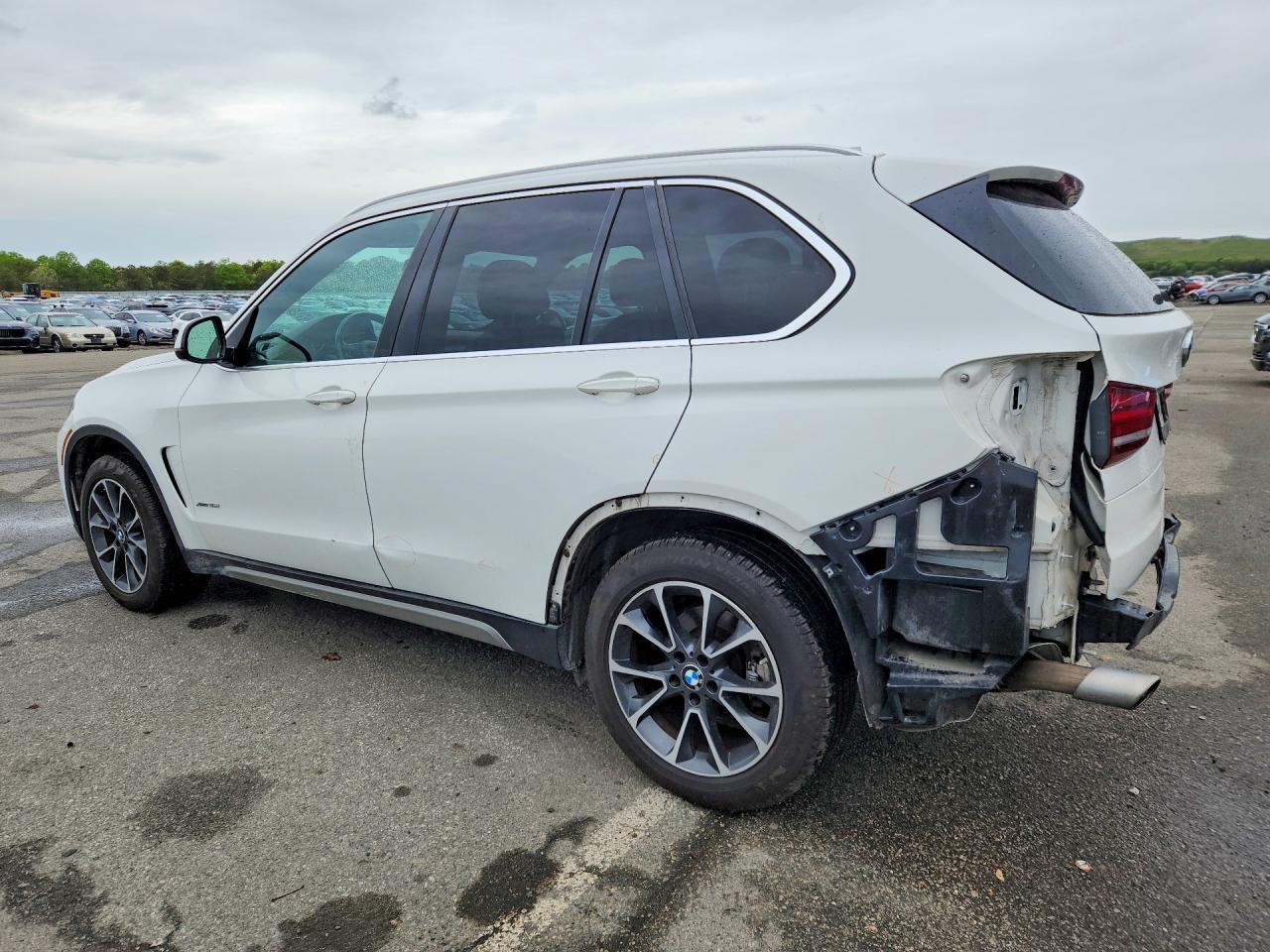 2017 BMW X5 xDrive35I - Фото 2