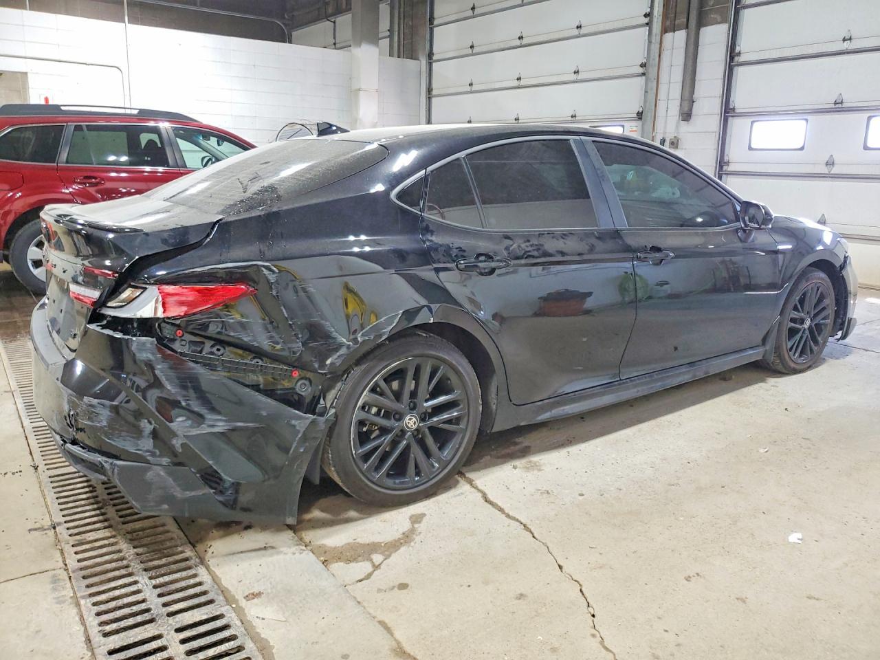 2026 Toyota Camry Se - Фото 3