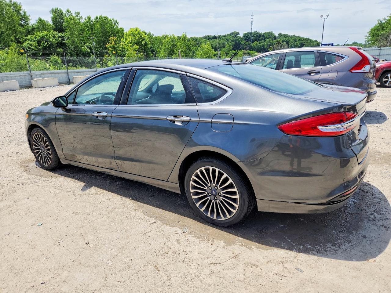 2018 Ford Fusion Se - Image 2