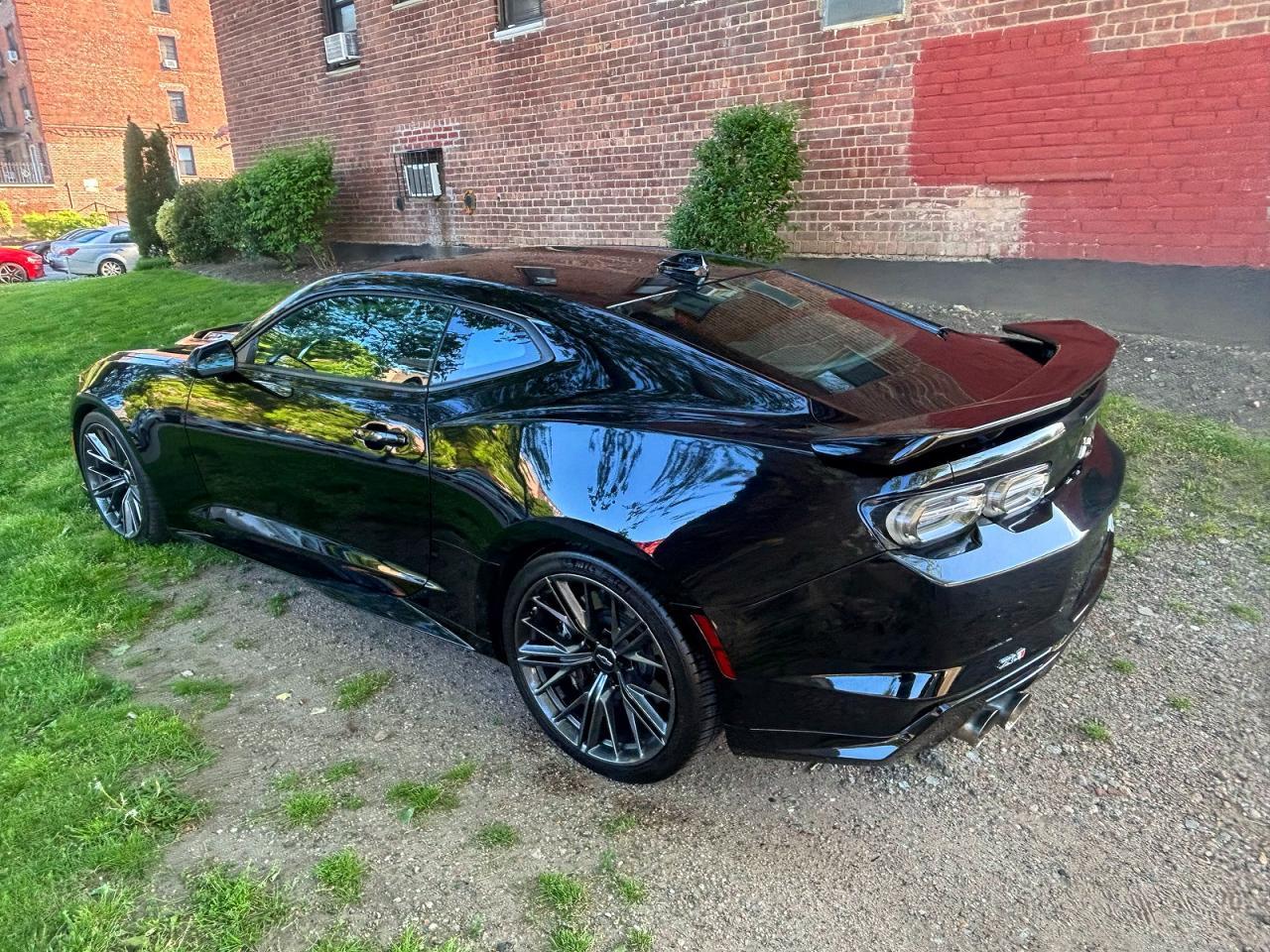 2022 Chevrolet Camaro Zl1 - Фото 3