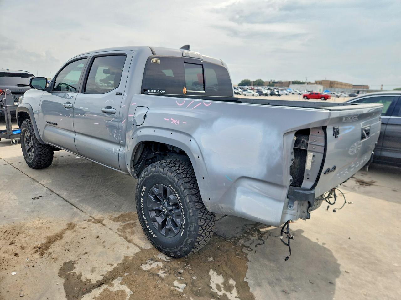 2021 Toyota Tacoma Sr5 V6 - Фото 2