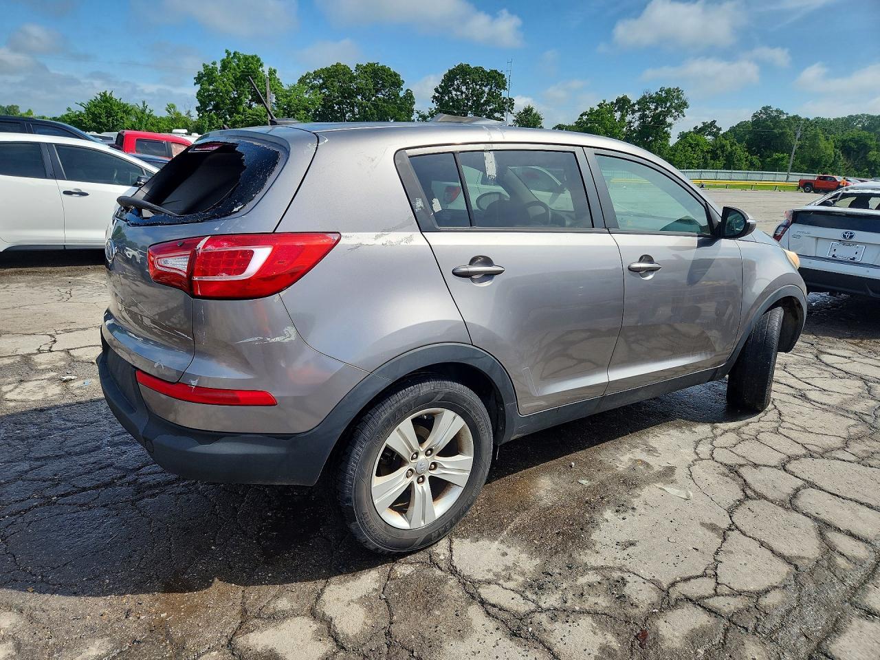 2012 Kia Sportage Lx - Image 3