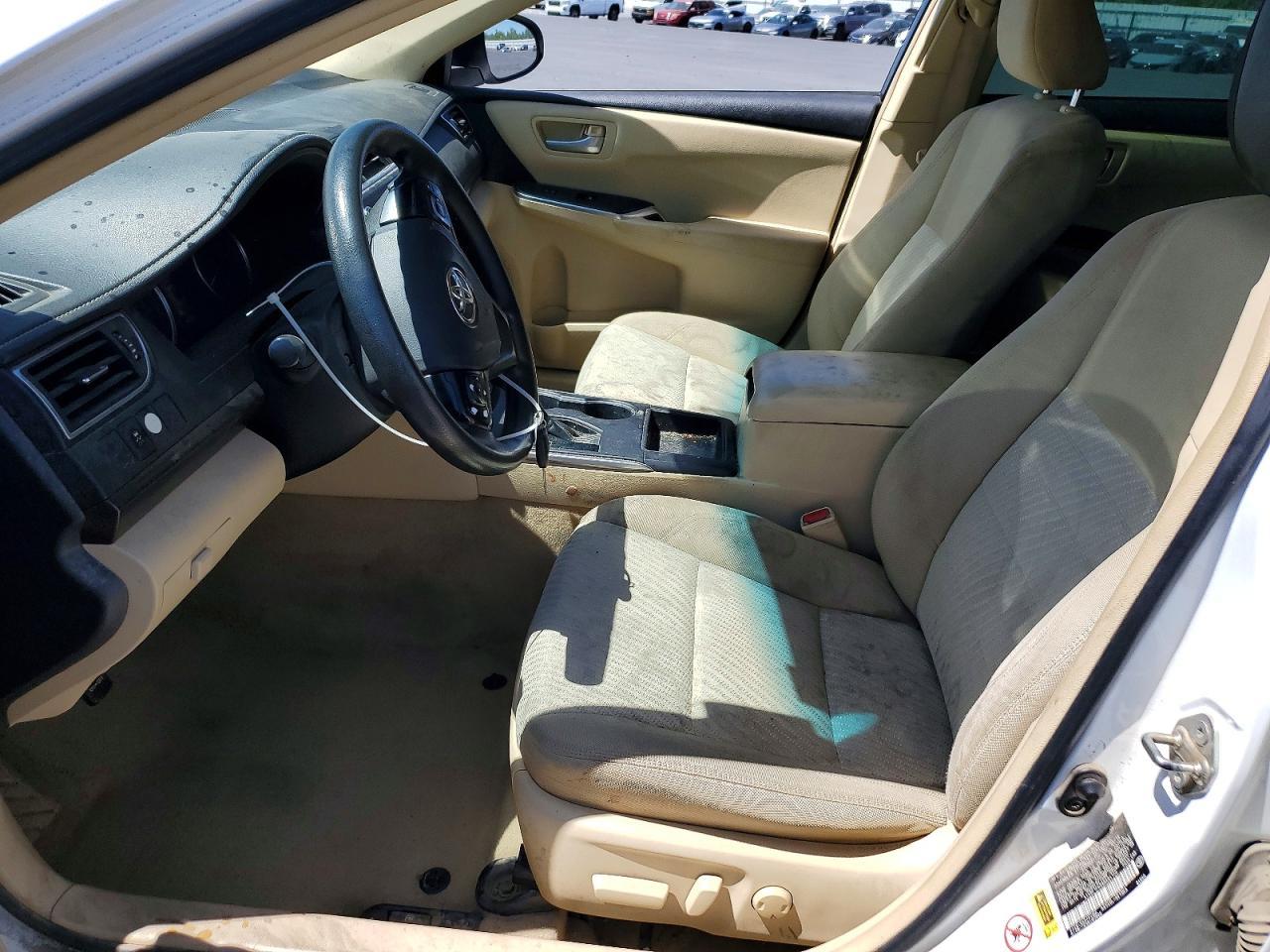 2016 Toyota Camry Le - Image 7