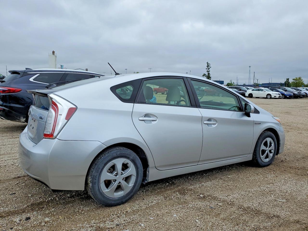 2012 Toyota Prius Two - Фото 3