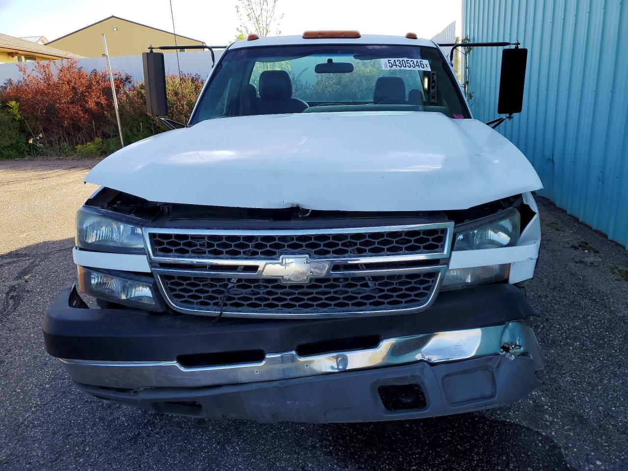 2005 Chevrolet Silverado C3500 - Image 5