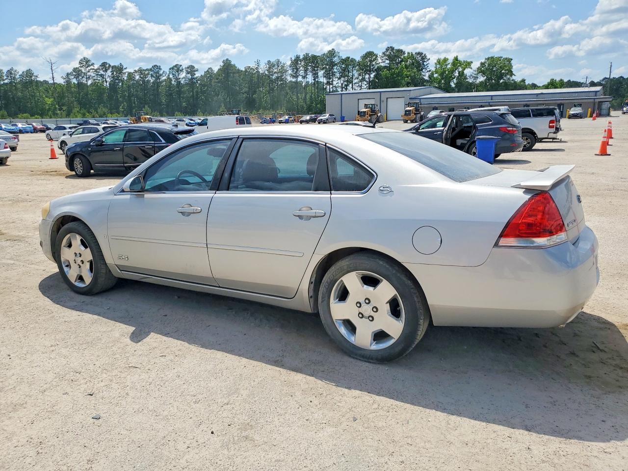 2006 Chevrolet Impala Super Sport - Image 2