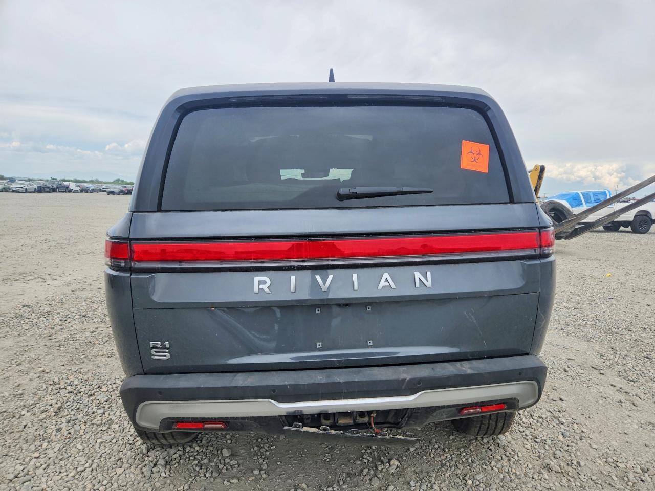 2025 Rivian R1S Adventure - Image 6