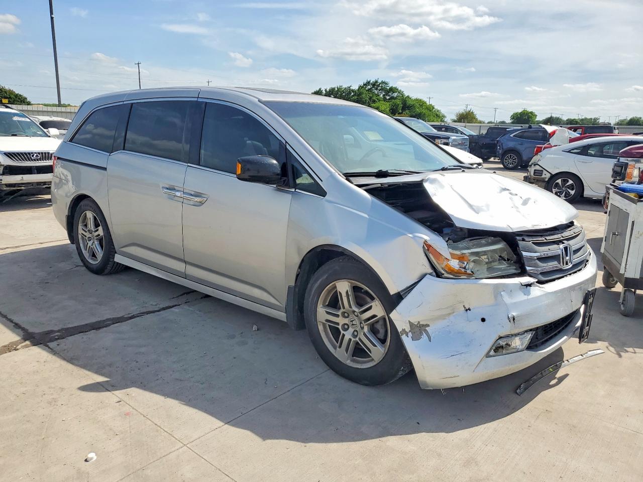 2012 Honda Odyssey - Фото 4