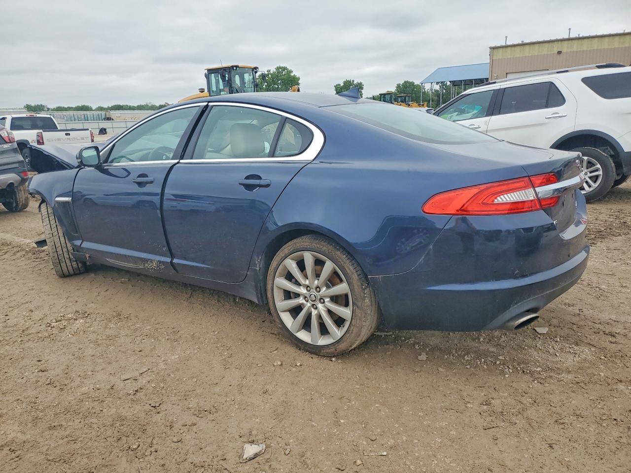 2013 Jaguar Xf Xf - Фото 2