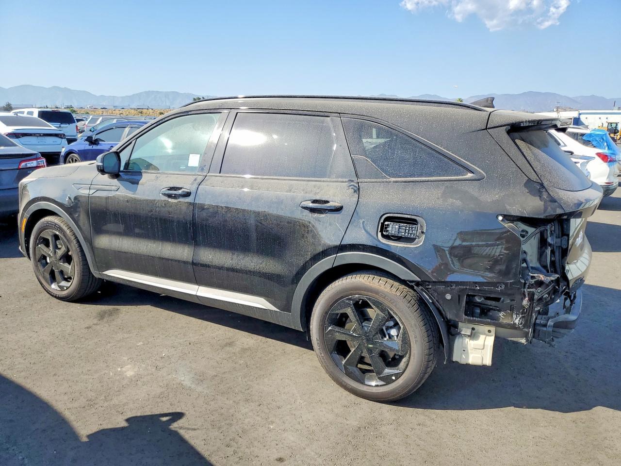 2026 Kia Sorento Sxp - Фото 2