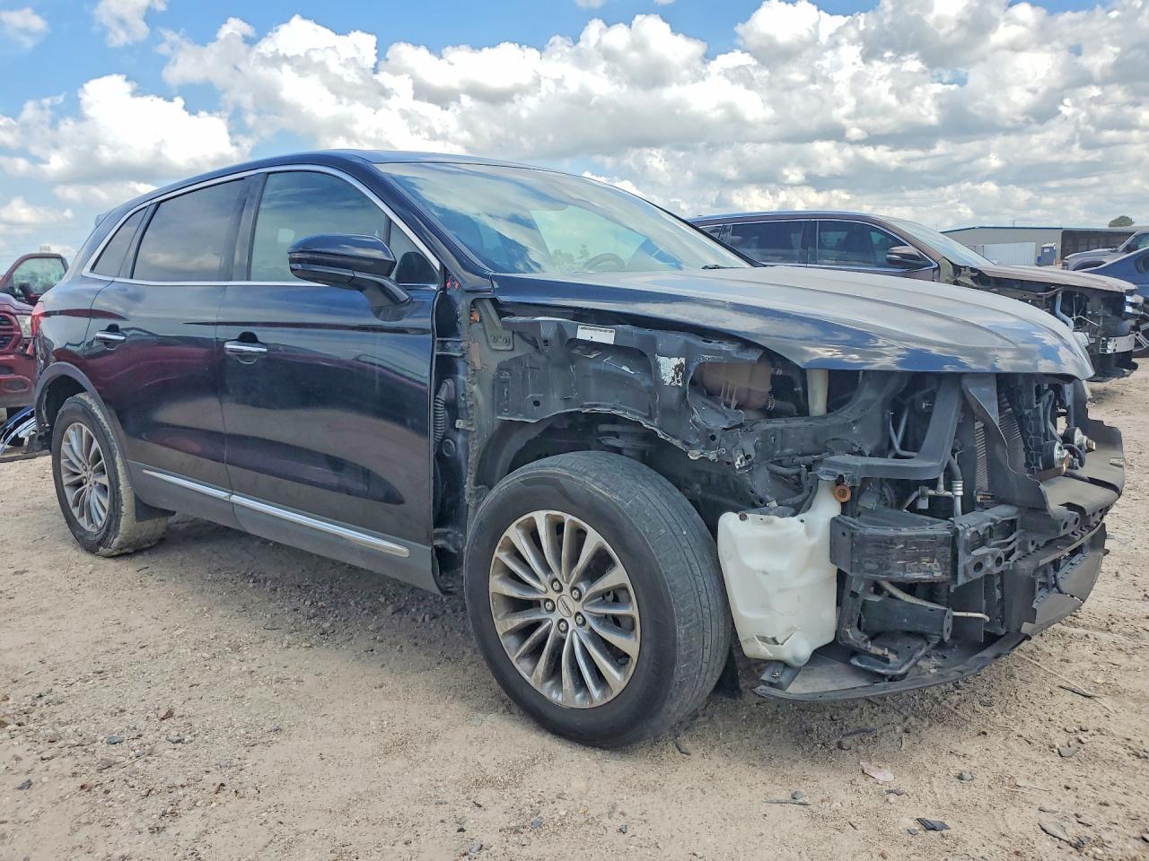 2016 Lincoln Mkx Select - Image 4