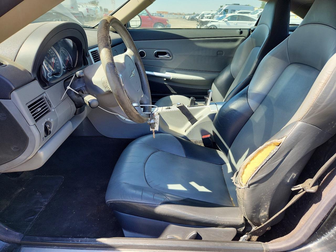 2005 Chrysler Crossfire Limited - Image 7