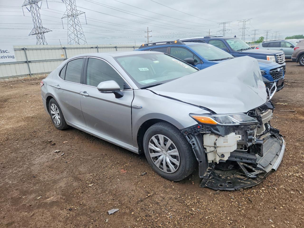 2019 Toyota Camry Le - Image 4