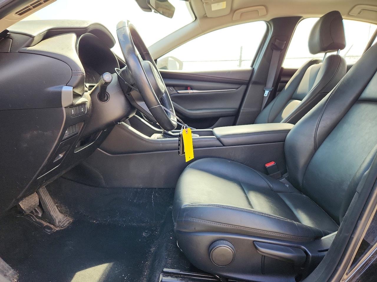 2021 Mazda 3 Select - Image 7