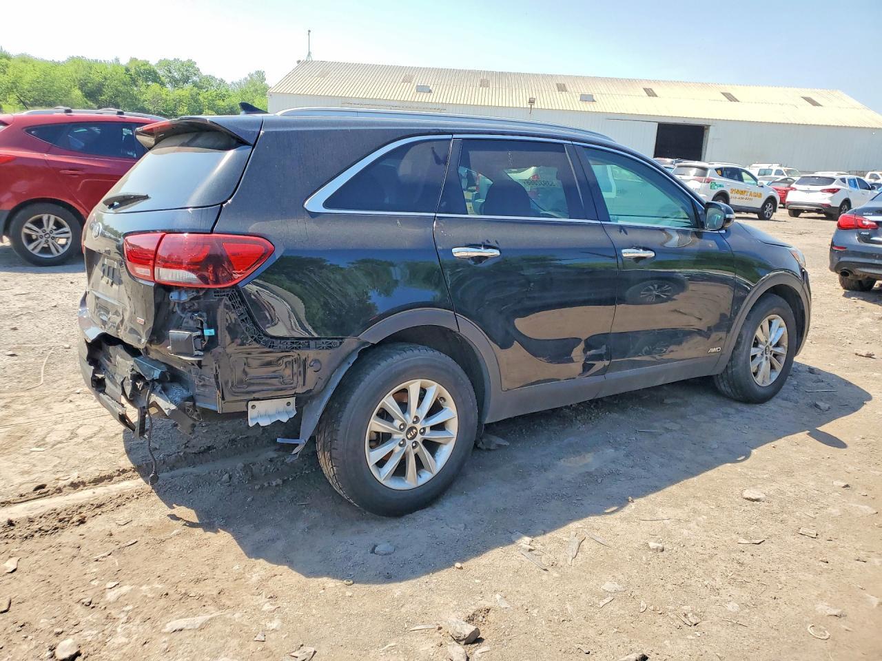 2019 Kia Sorento Lx - Image 3