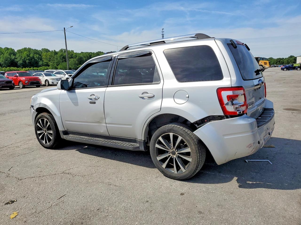 2012 Ford Escape Limited - Image 2